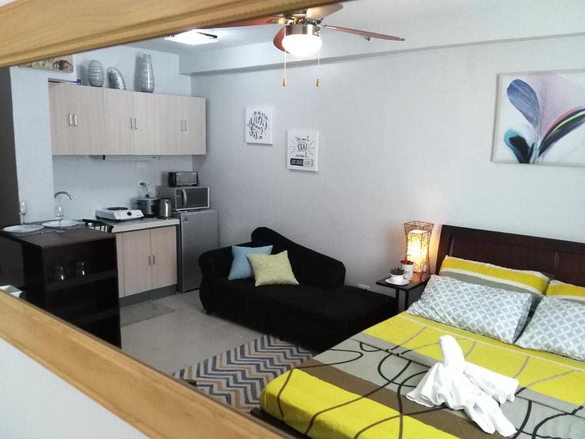 Mak'Z Condo Place マクタン エクステリア 写真